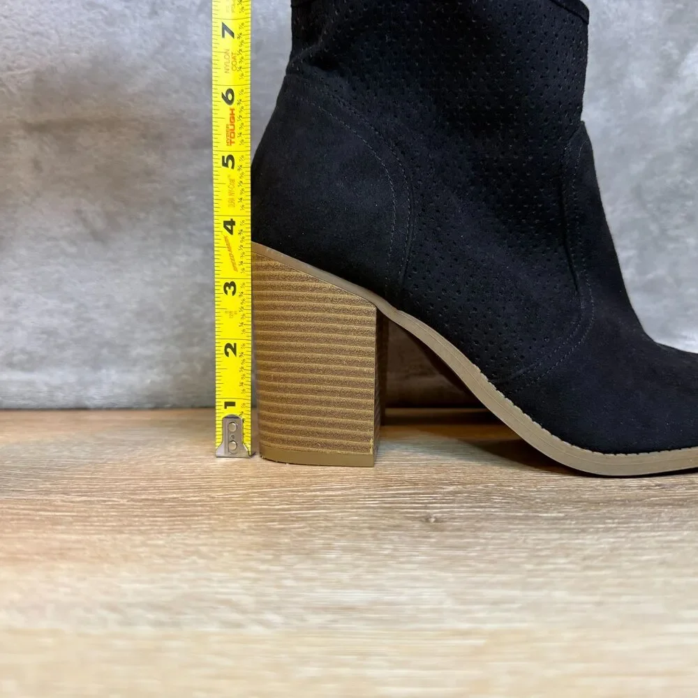 American Rag Women's Adrien Black Almond Toe Heel Booties Boots Chic Size 9